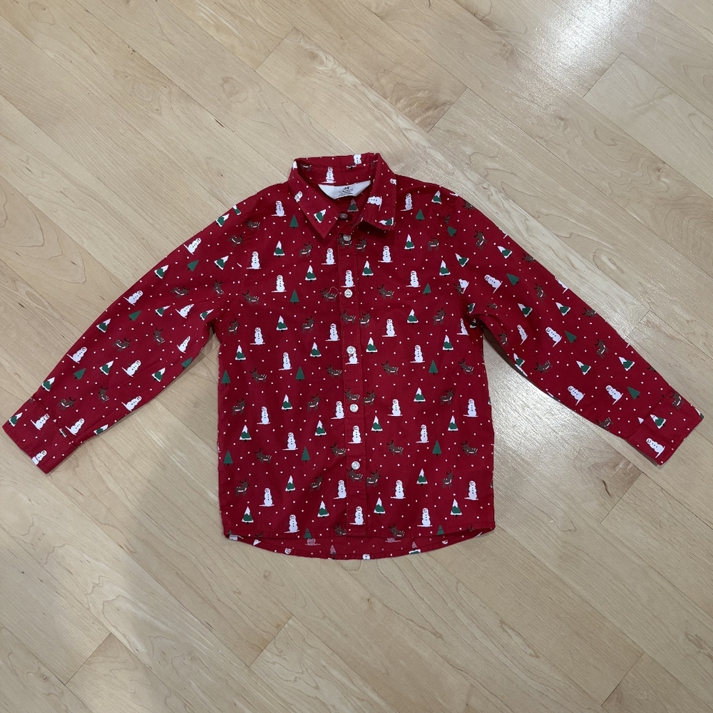 H&M Boys Red Button Down Shirt with Christmas Print, Reindeer Size 6T